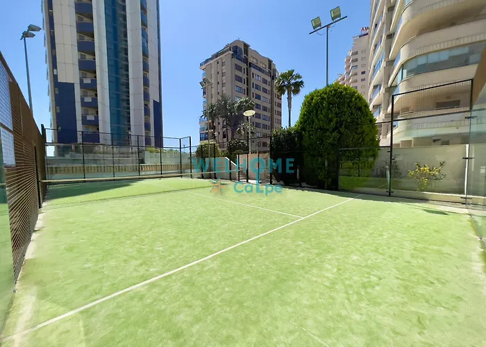 Orquidea Comodo Apartamento: Vista Al Mar, Piscina, Parking 아파트 칼페