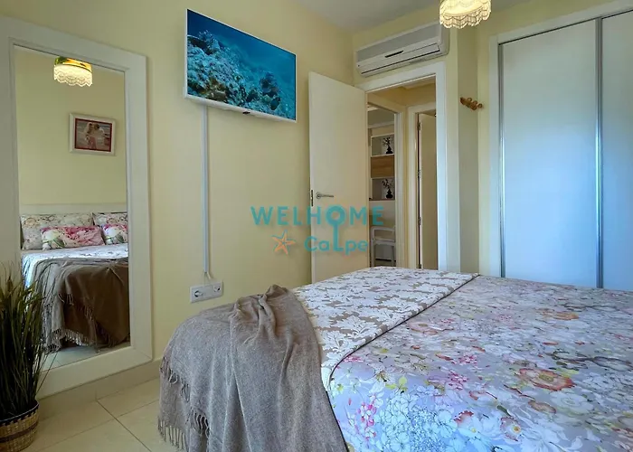 아파트 Orquidea Comodo Apartamento: Vista Al Mar, Piscina, Parking 칼페