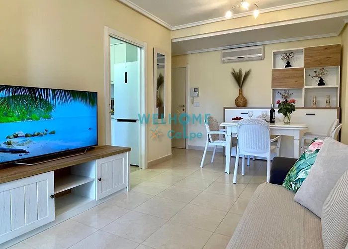 Orquidea Comodo Apartamento: Vista Al Mar, Piscina, Parking 아파트 칼페
