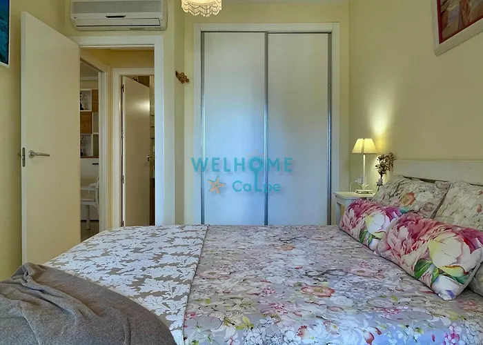 아파트 Orquidea Comodo Apartamento: Vista Al Mar, Piscina, Parking 칼페